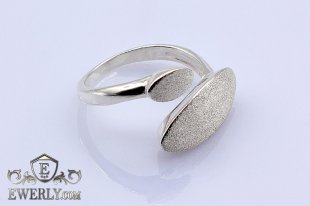 Women's ring of  silver without stones, фото