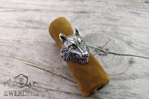 Men's ring of  silver with a wolf, фото